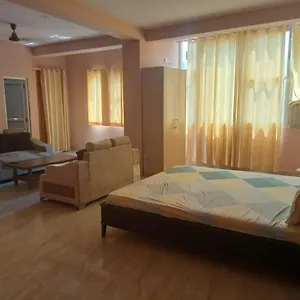 Bharat Vandana Hotel